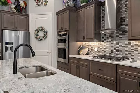 Kitchen - 1165 W Pointer Loop, Hernando, FL 34442 photo 2 of 5