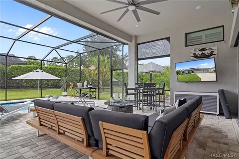 Exterior - 1165 W Pointer Loop, Hernando, FL 34442 photo 7 of 24