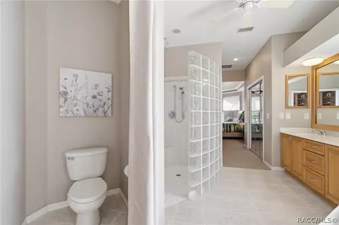 Bath - 1901 N Gibson Pt, Hernando, FL 34442 photo 4 of 6