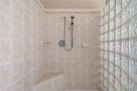 Bath - 1901 N Gibson Pt, Hernando, FL 34442 photo 3 of 6