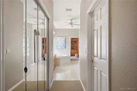 Entry Way - 1901 N Gibson Pt, Hernando, FL 34442 photo 4 of 4