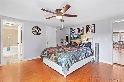 Bedroom - 360 S Inglis Ave, Inglis, FL 34449 photo 3 of 8