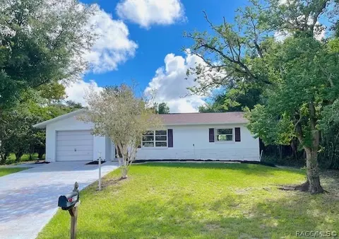 515 S Monroe St, Beverly Hills, FL 34465