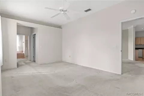 Bedroom - 3671 E Arbor Lakes Dr, Hernando, FL 34442 photo 3 of 9