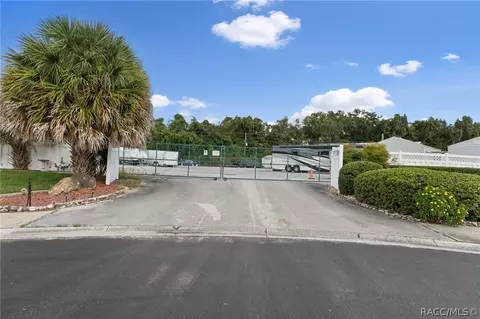 Exterior - 3671 E Arbor Lakes Dr, Hernando, FL 34442 photo 13 of 24