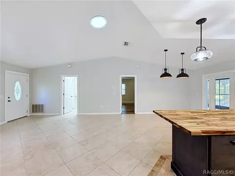 Living - 680 E Connecticut Ln, Hernando, FL 34442 photo 6 of 10