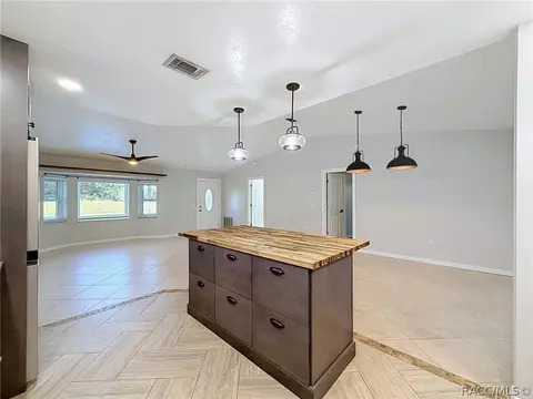 Kitchen - 680 E Connecticut Ln, Hernando, FL 34442 photo 6 of 11