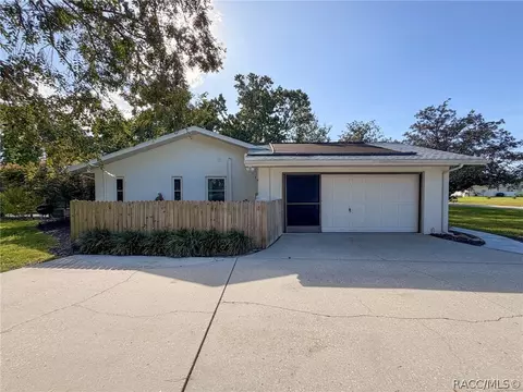 Exterior - 680 E Connecticut Ln, Hernando, FL 34442 photo 20 of 26