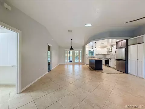 Living - 680 E Connecticut Ln, Hernando, FL 34442 photo 9 of 10