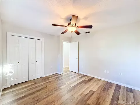 Bedroom - 680 E Connecticut Ln, Hernando, FL 34442 photo 6 of 10