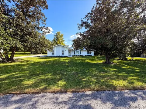 Exterior - 680 E Connecticut Ln, Hernando, FL 34442 photo 22 of 26