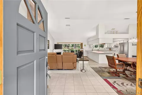 Entry Way - 685 E Liberty St, Hernando, FL 34442 photo 1 of 1