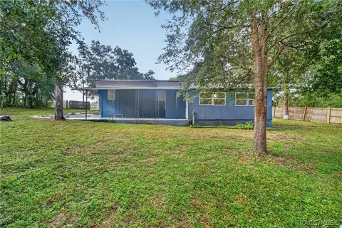 8138 E Southlake Dr, Floral City, FL 34436