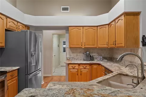 Kitchen - 3798 E Lake Todd Dr, Hernando, FL 34442 photo 2 of 6