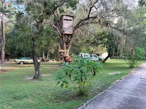 Exterior - 1671 E Amberjack Dr, Hernando, FL 34442 photo 18 of 36