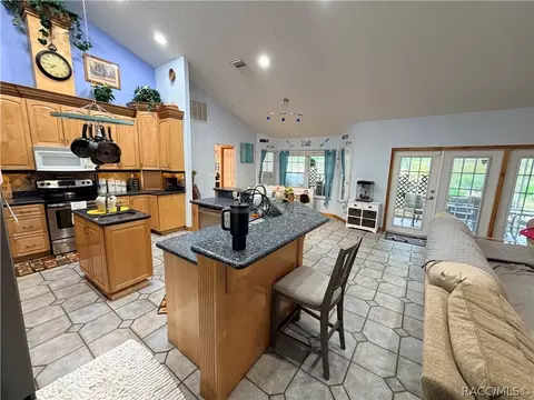 Kitchen - 1671 E Amberjack Dr, Hernando, FL 34442 photo 2 of 6