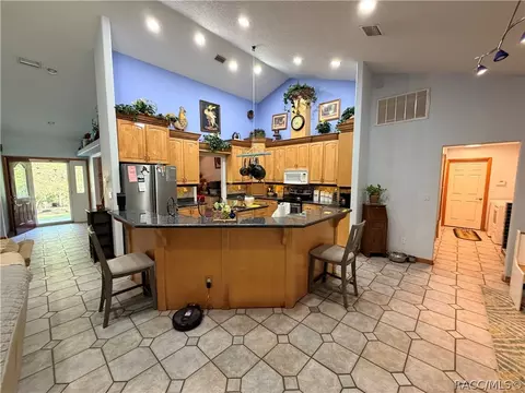 Kitchen - 1671 E Amberjack Dr, Hernando, FL 34442 photo 1 of 6