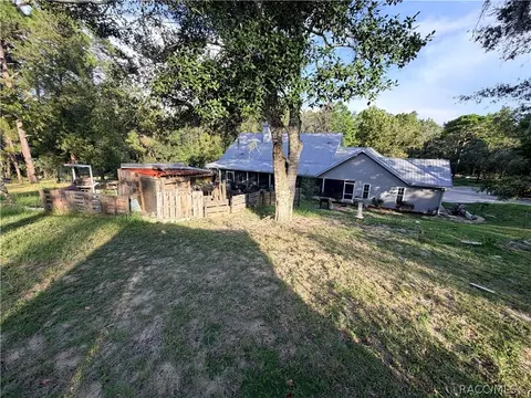 Exterior - 1671 E Amberjack Dr, Hernando, FL 34442 photo 26 of 36