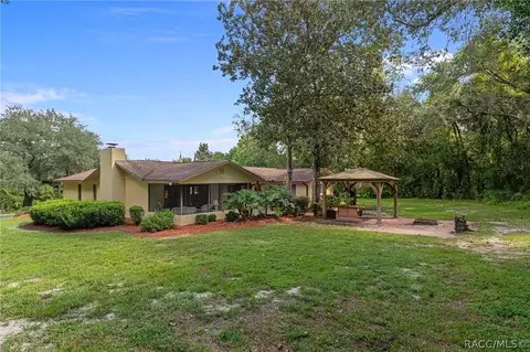 Exterior - 570 W Liberty St, Hernando, FL 34442 photo 15 of 16