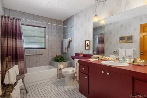 Bath - 570 W Liberty St, Hernando, FL 34442 photo 3 of 3