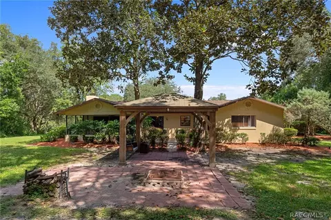 Exterior - 570 W Liberty St, Hernando, FL 34442 photo 13 of 16