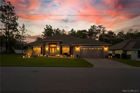 145 Linder Dr, Homosassa, FL 34446