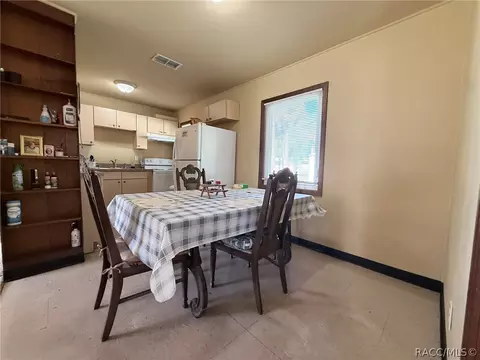 Dining - 50 Risher Ave, Inglis, FL 34449 photo 1 of 3
