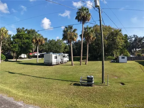 Exterior - 50 Risher Ave, Inglis, FL 34449 photo 3 of 11