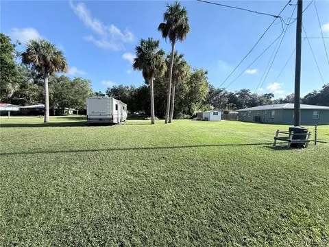 Exterior - 50 Risher Ave, Inglis, FL 34449 photo 9 of 11
