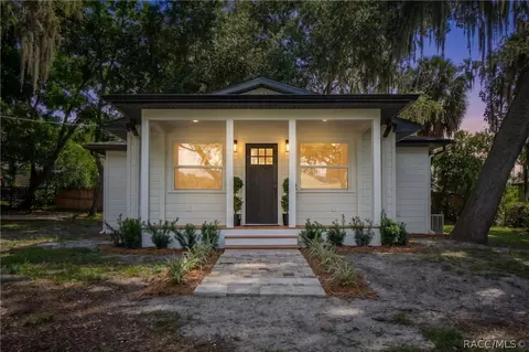 221 S Raven Ter, Inverness, FL 34450