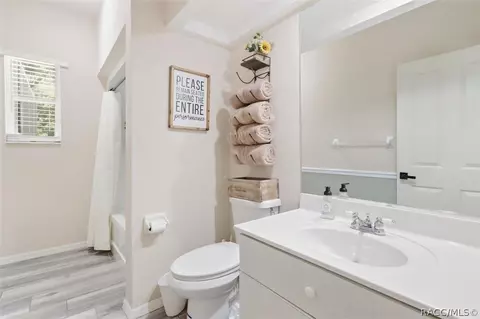 Bath - 4199 N Longvalley Rd, Hernando, FL 34442 photo 3 of 4