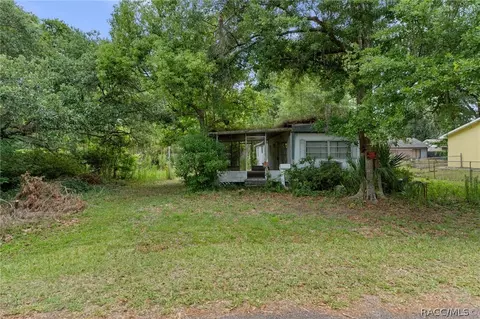 8479 W Doe Ln, Homosassa, FL 34448