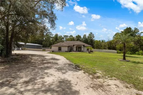 Exterior - 404 E Nicholas St, Hernando, FL 34442 photo 17 of 18
