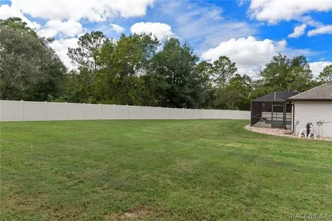Exterior - 404 E Nicholas St, Hernando, FL 34442 photo 15 of 18
