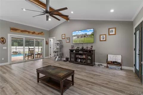 Living - 404 E Nicholas St, Hernando, FL 34442 photo 1 of 1