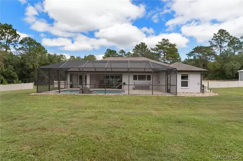 Exterior - 404 E Nicholas St, Hernando, FL 34442 photo 13 of 18