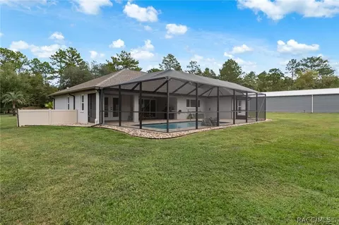 Exterior - 404 E Nicholas St, Hernando, FL 34442 photo 12 of 18