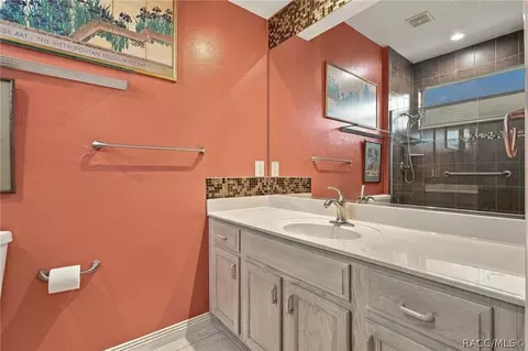 Bath - 1783 N Musial Pt, Hernando, FL 34442 photo 3 of 5
