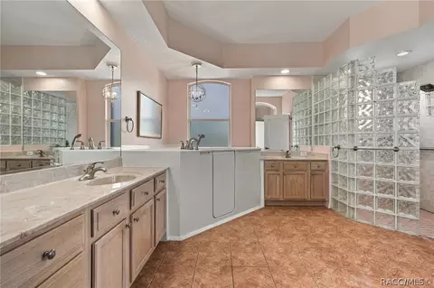 Bath - 1783 N Musial Pt, Hernando, FL 34442 photo 1 of 5