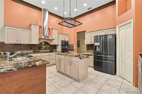 Kitchen - 1783 N Musial Pt, Hernando, FL 34442 photo 2 of 6