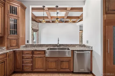 Kitchen - 3 Carry Back Rd, Ocala, FL 34482 photo 3 of 6