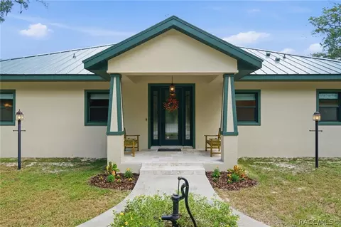 Exterior - 3 Carry Back Rd, Ocala, FL 34482 photo 5 of 24