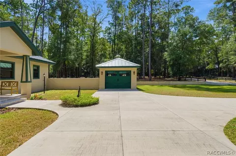 Exterior - 3 Carry Back Rd, Ocala, FL 34482 photo 14 of 24