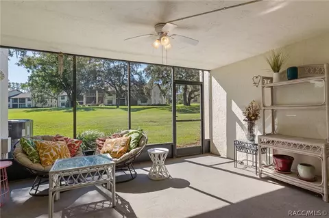 Exterior - 340 E Glassboro Ct #4B, Hernando, FL 34442 photo 1 of 13