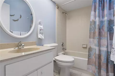 Bath - 340 E Glassboro Ct #4B, Hernando, FL 34442 photo 5 of 5