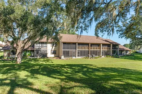 Exterior - 340 E Glassboro Ct #4B, Hernando, FL 34442 photo 6 of 13