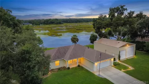 7732 E Pocono Dr, Inverness, FL 34450