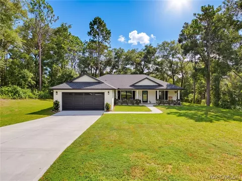 10151 N Athenia Dr, Citrus Springs, FL 34434