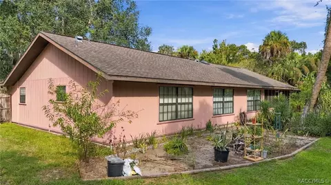 Exterior - 32 Palm Circle Dr, Inglis, FL 34449 photo 13 of 13