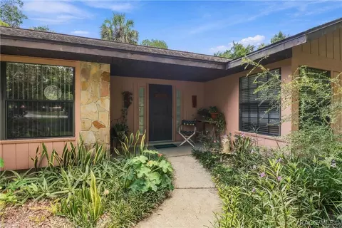 Other - 32 Palm Circle Dr, Inglis, FL 34449 photo 1 of 8